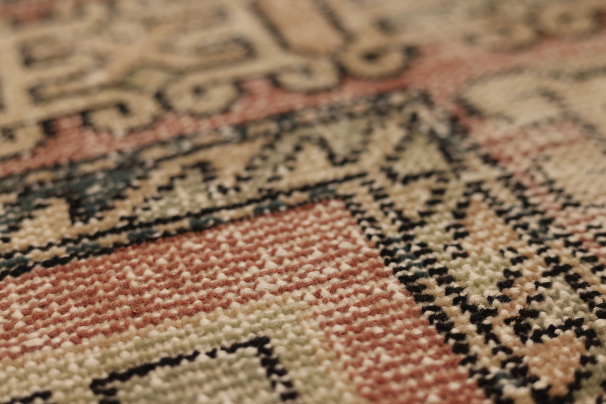 Vintage Isparta Turkish Area Rug 6x9 ft — Pink & Beige Geometric
