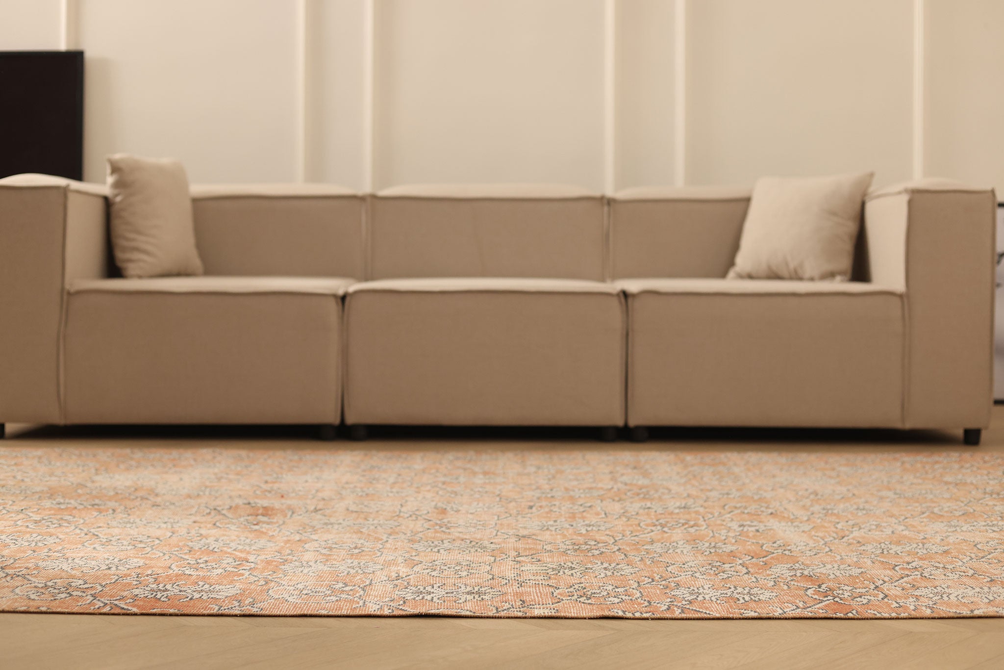 Vintage Isparta Turkish Area Rug 5x9 ft — Orange & Gray Floral