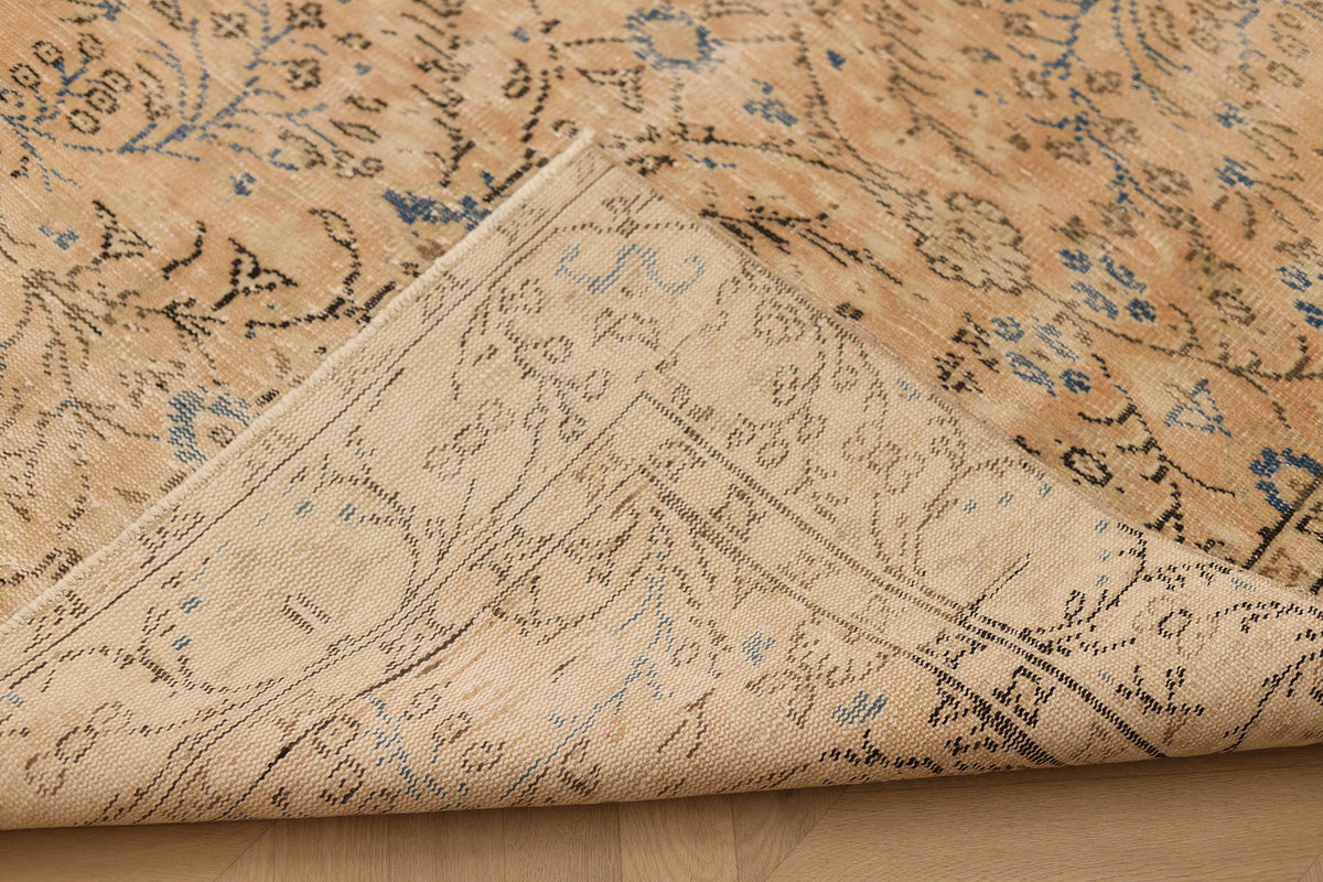 Vintage Manisa Turkish Area Rug 5x8 ft — Beige & Blue Floral