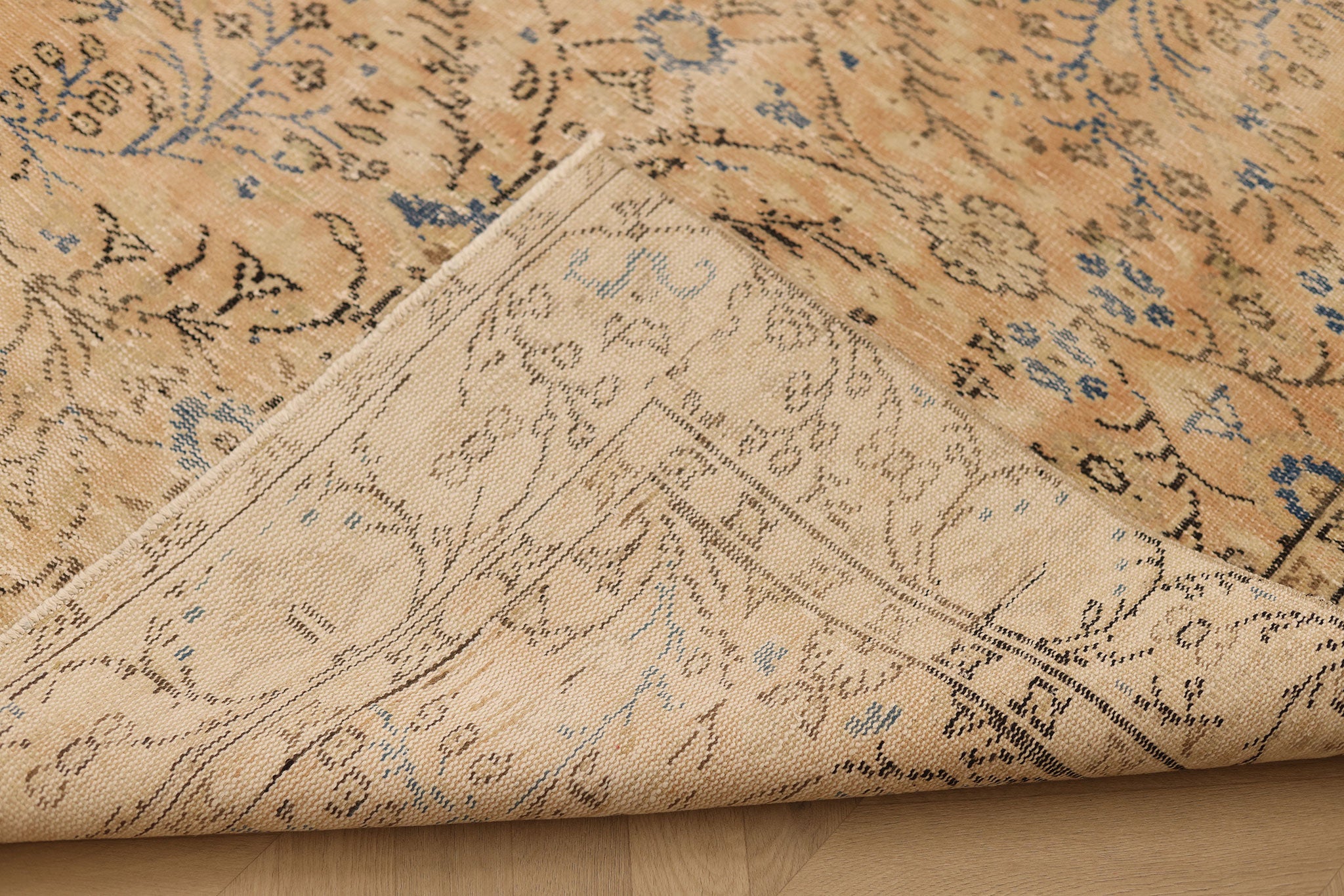 Vintage Manisa Turkish Area Rug 5x8 ft — Beige & Blue Floral