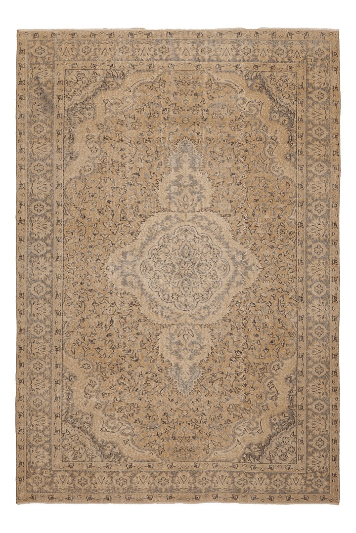 Vintage Isparta Turkish Area Rug 6x9 ft — Beige & Gray Floral (No. 61855)