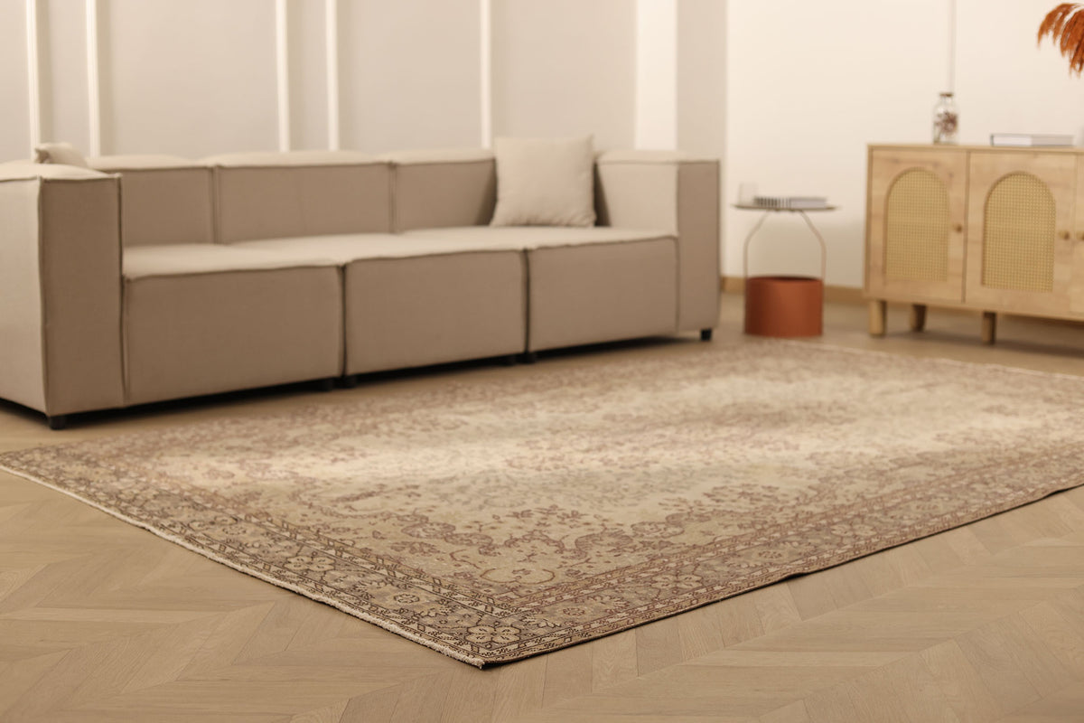 Vintage Isparta Turkish Area Rug 6x10 ft — Beige & Brown Floral (No. 61861)