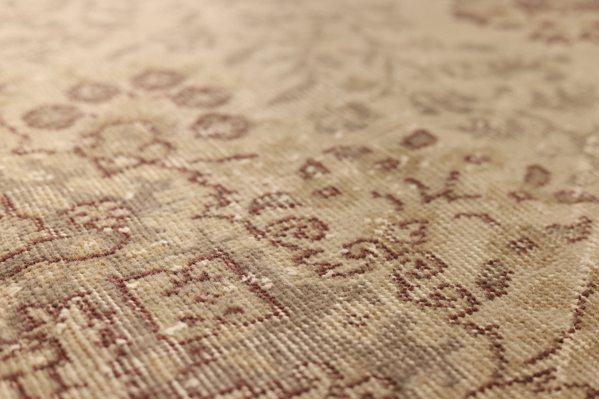 Vintage Isparta Turkish Area Rug 6x10 ft — Beige & Brown Floral (No. 61861)