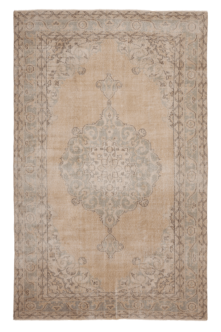 Vintage Isparta Turkish Area Rug 6x10 ft — Beige & Green Floral