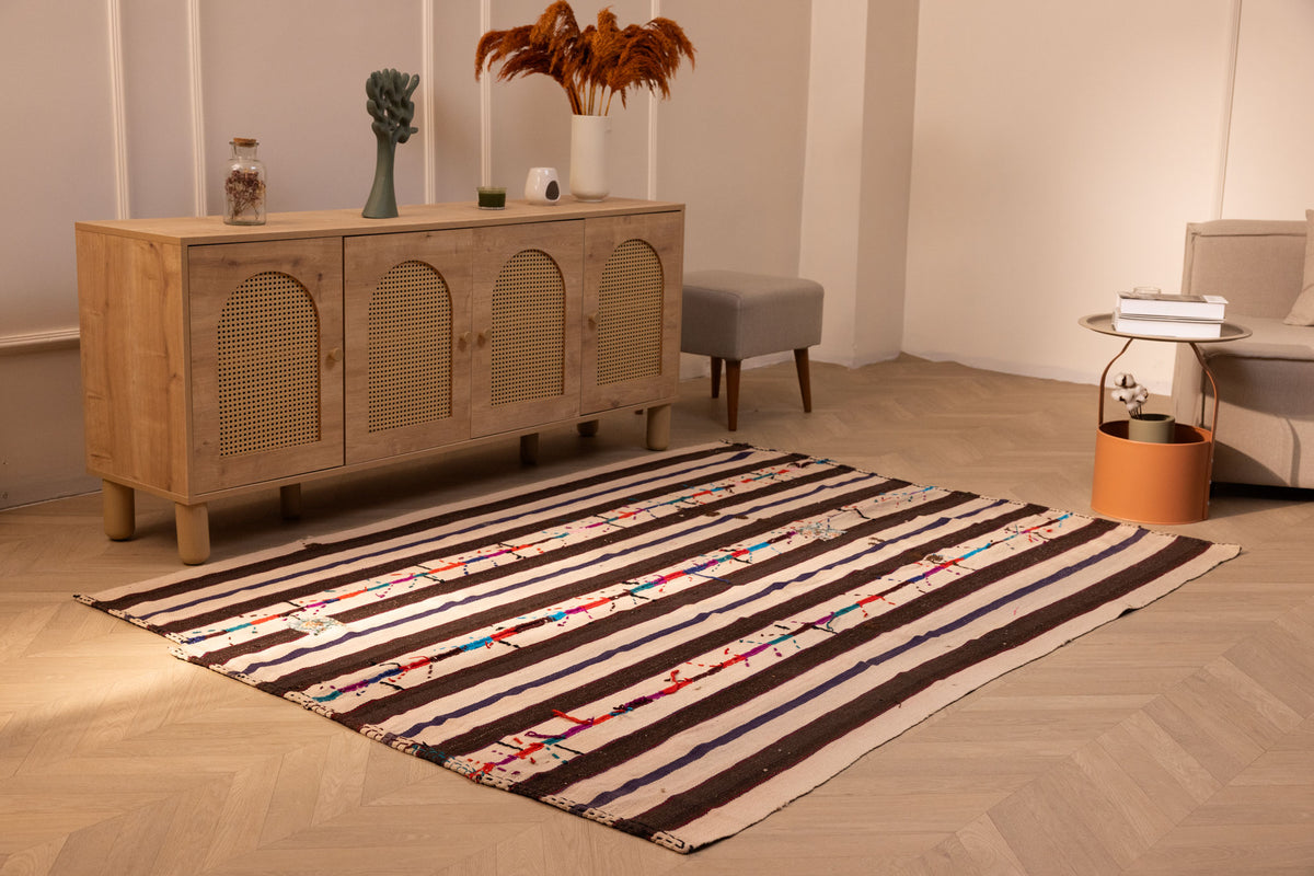 Vintage Urfa Turkish Area Rug 5x7 ft — White & Brown Stripped