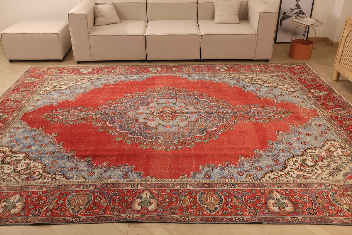 Vintage Southeastern Persian Style Oversize Rug 10x13 ft — Red & Blue Medallion