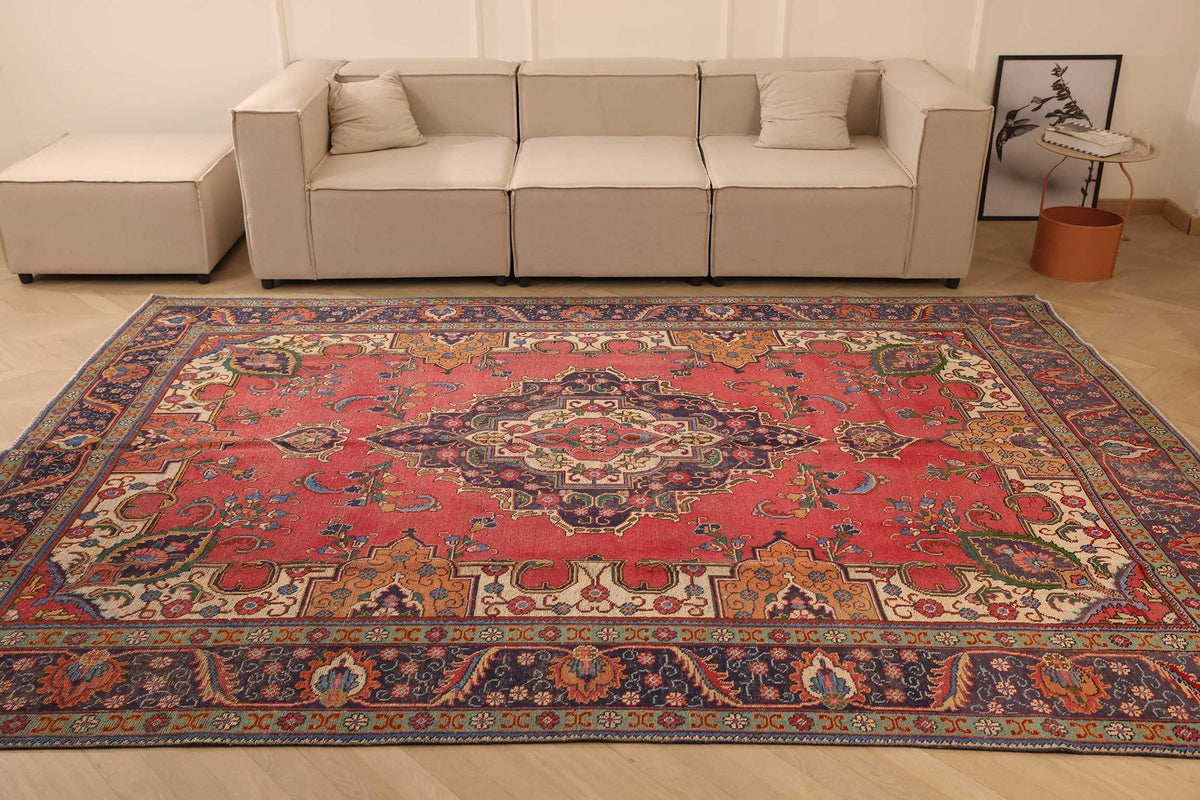 Vintage Southeastern Persian Style Oversize Rug 8x11 ft — Red & Blue Medallion