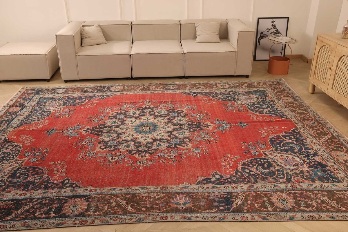 Vintage Southeastern Persian Style Oversize Rug 9x12 ft — Red & Blue Medallion