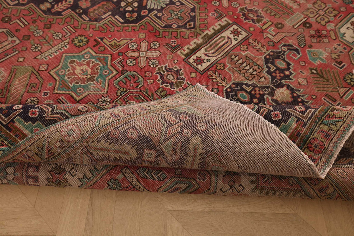 Vintage Southeastern Persian Style Oversize Rug 8x11 ft — Red & Blue Medallion
