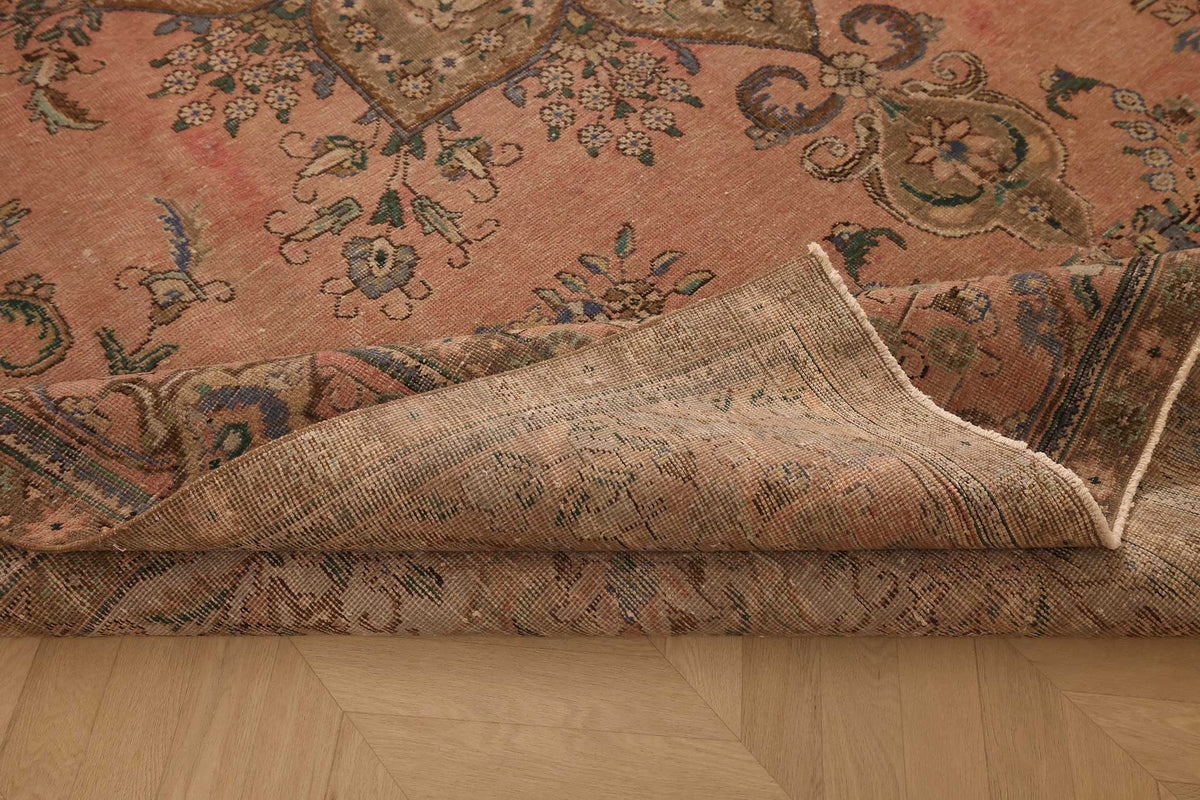Vintage Southeastern Persian Style Oversize Rug 10x12 ft — Beige & Blue Medallion