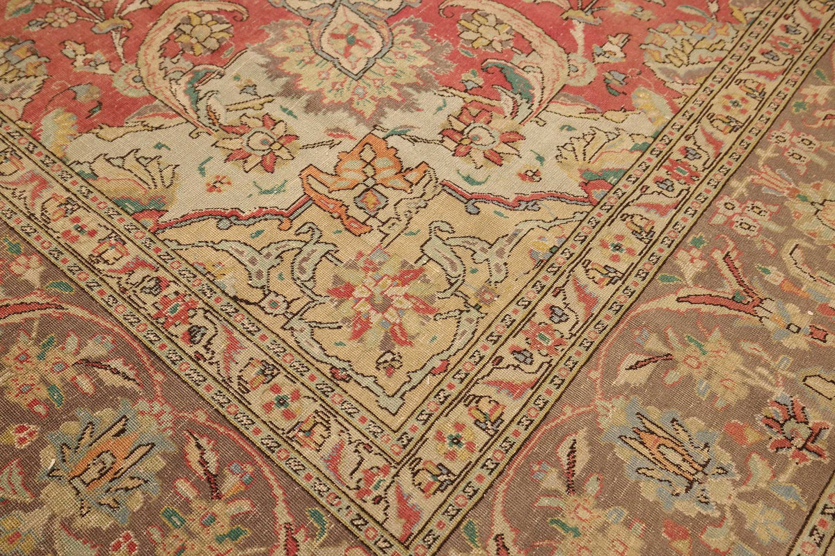 Vintage Southeastern Persian Style Oversize Rug 10x13 ft — Red & Beige Medallion