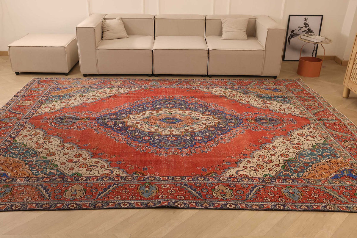 Vintage Southeastern Persian Style Oversize Rug 9x12 ft — Red & Blue Medallion