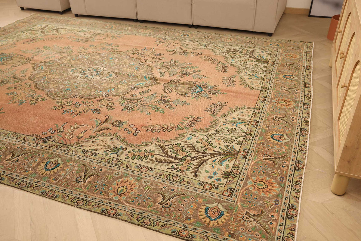 Vintage Southeastern Persian Style Oversize Rug 10x13 ft — Orange & Green Medallion