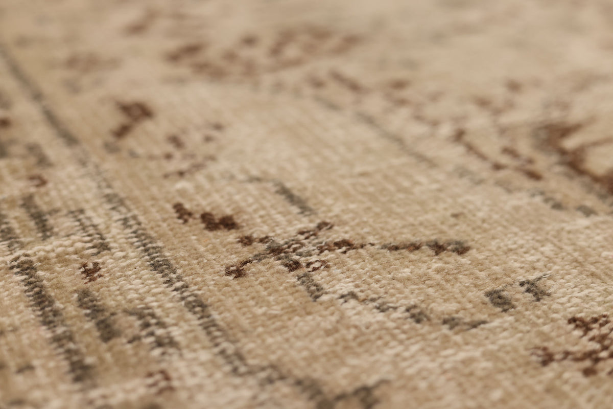 Vintage Manisa Turkish Area Rug 5x8 ft — Beige & Brown Floral