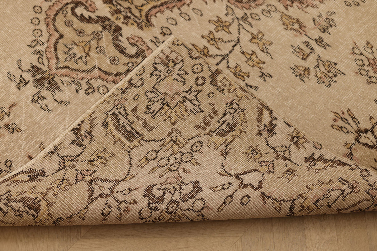 Vintage Isparta Turkish Area Rug 5x7 ft — Beige & Brown Floral