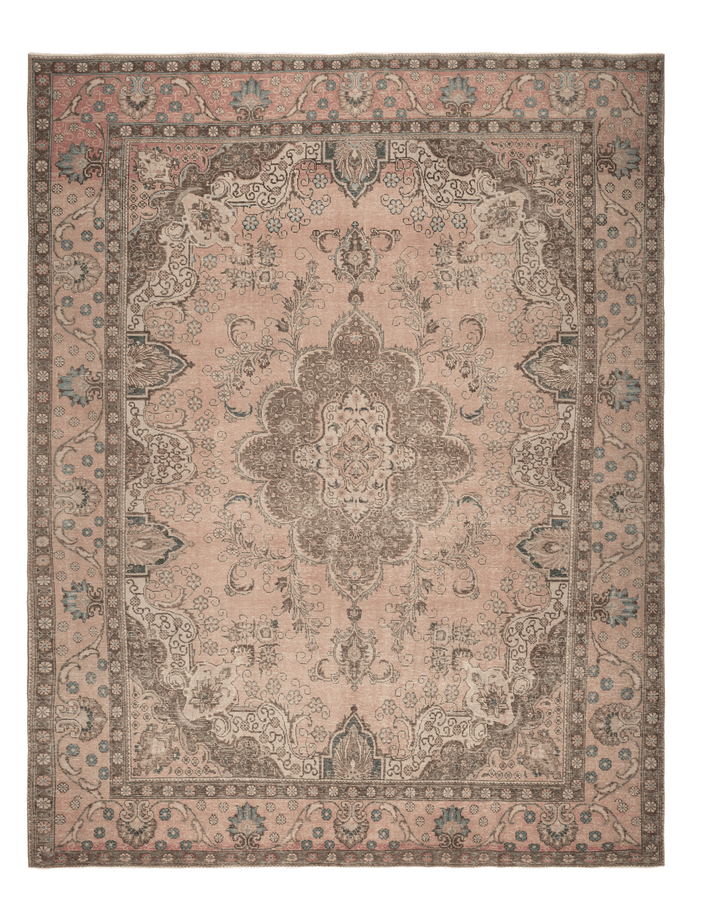Yenareth Persian Style Oversize Area Rug