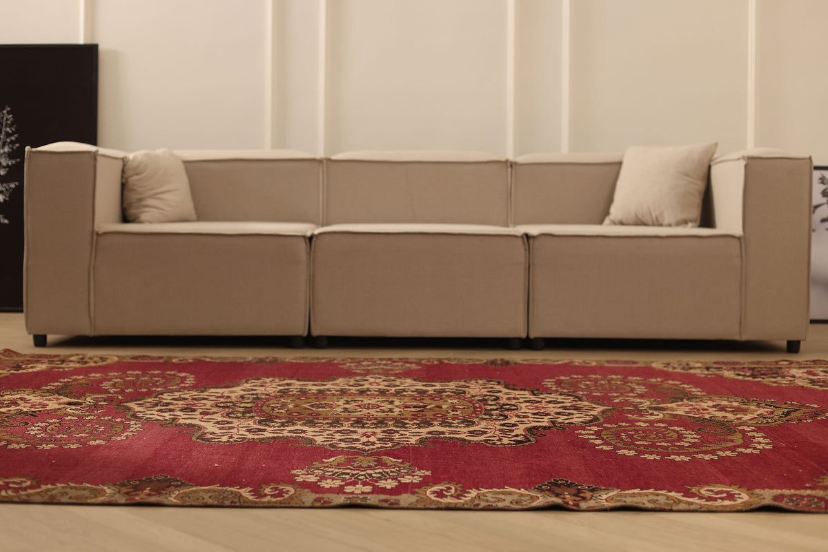 Vintage Sivas Turkish Area Rug 6x10 ft — Red & Beige Floral