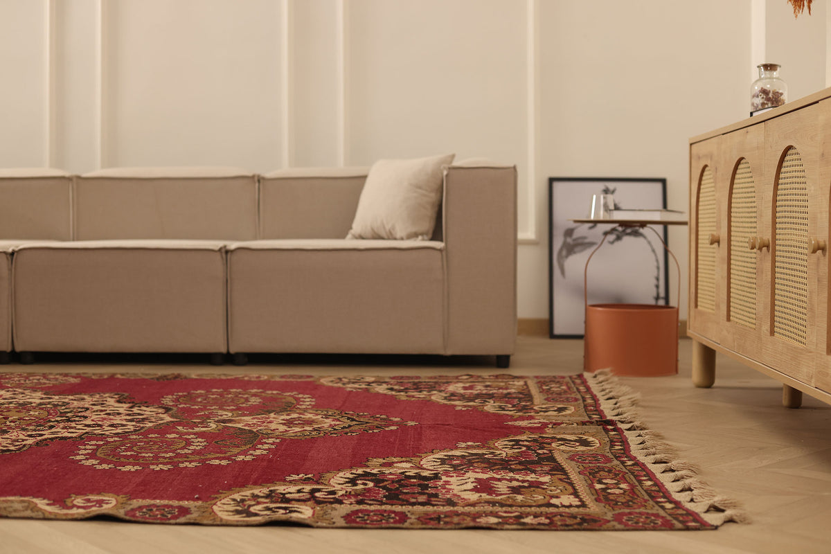 Vintage Sivas Turkish Area Rug 6x10 ft — Red & Beige Floral