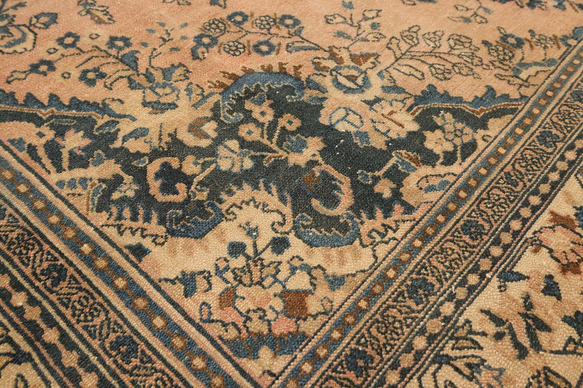 Vintage Southeastern Persian Style Oversize Rug 10x14 ft — Beige & Blue Medallion