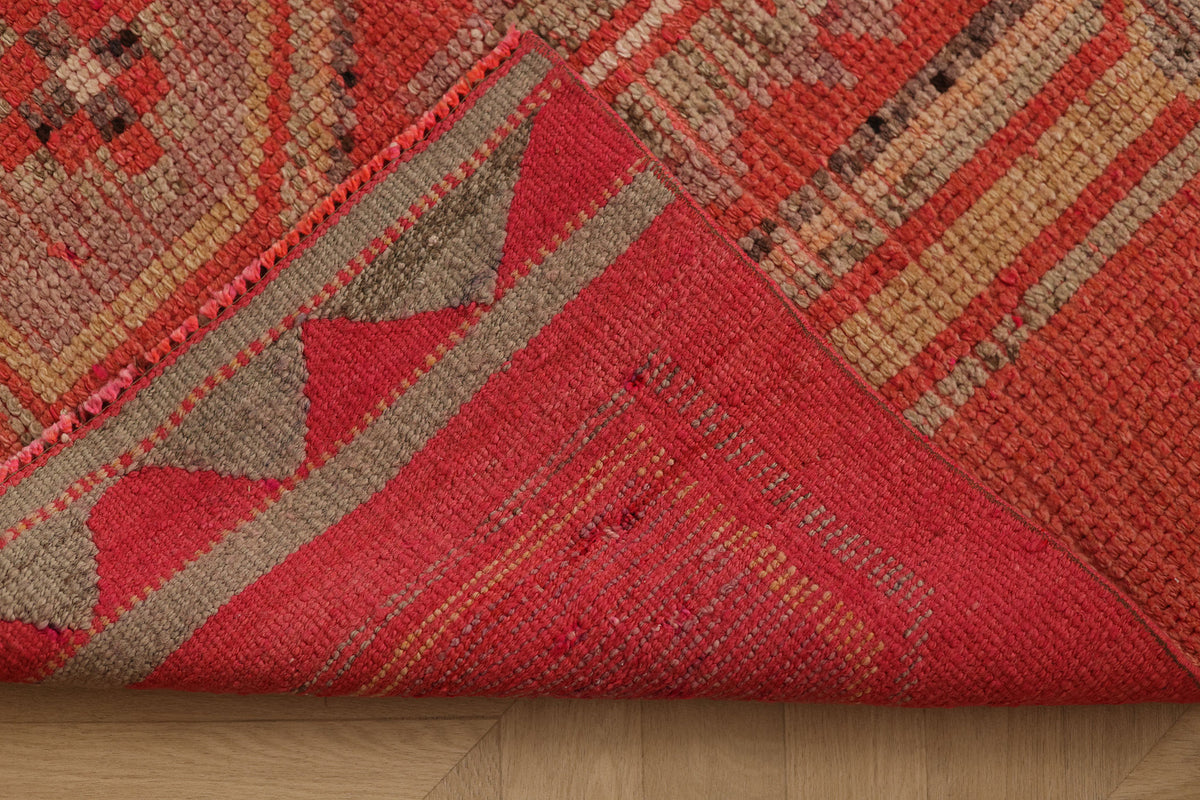 Kashurethim Persian style runner rug