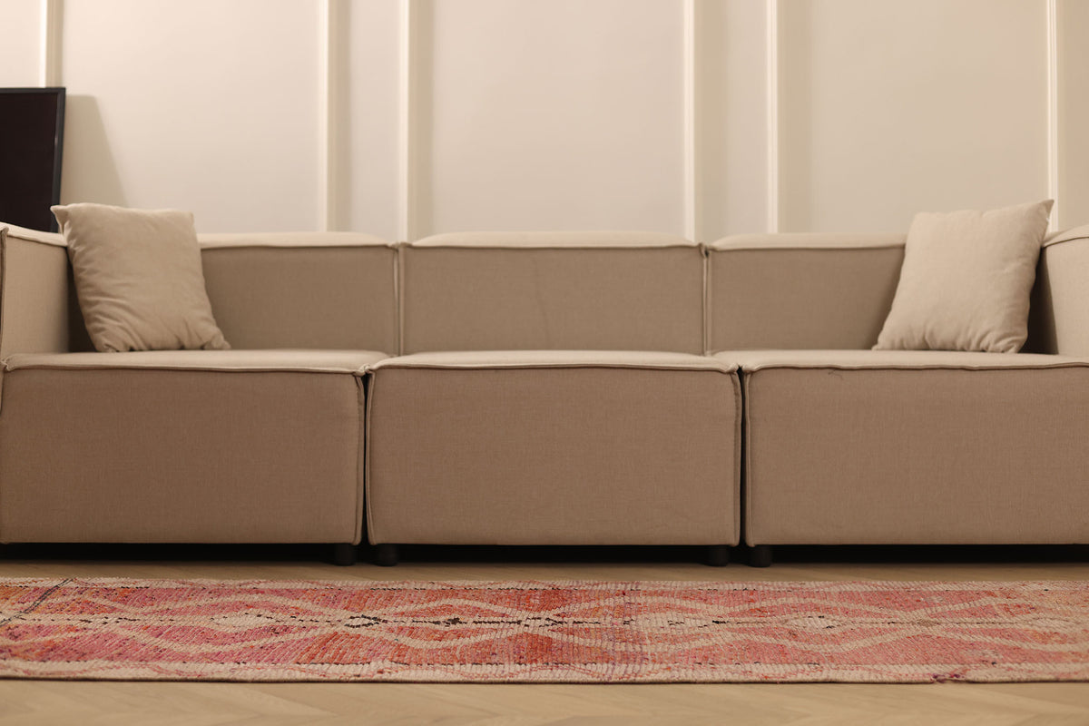 Xethunath Persian Style Runner Rug