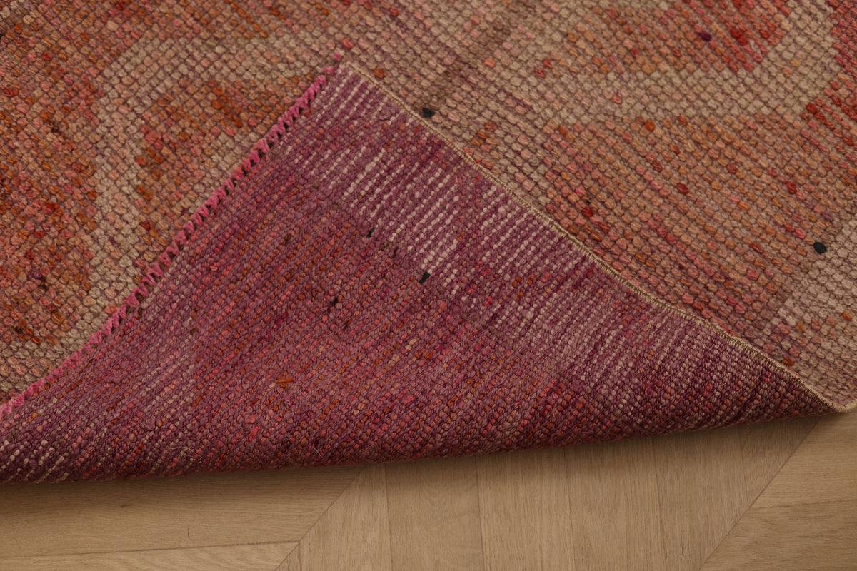Xethunath Persian Style Runner Rug
