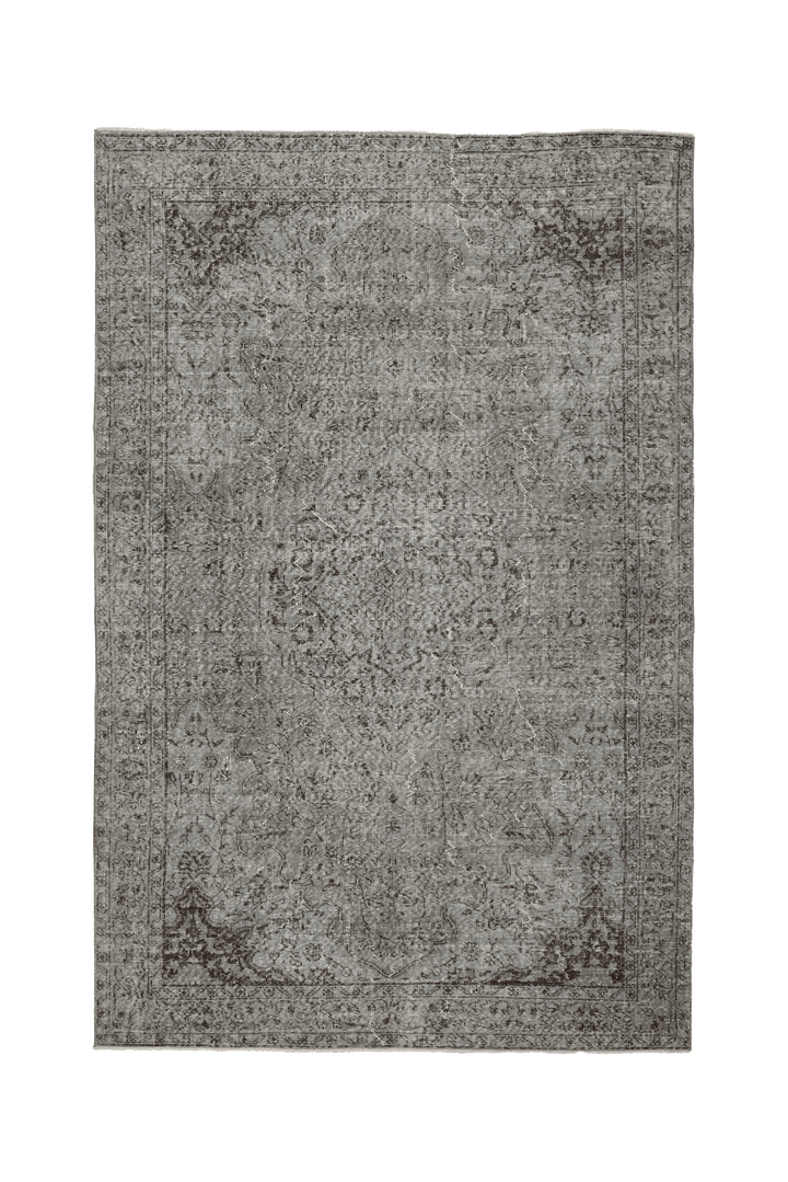 Vintage Isparta Turkish Area Rug 6x9 ft — Gray & Brown Floral