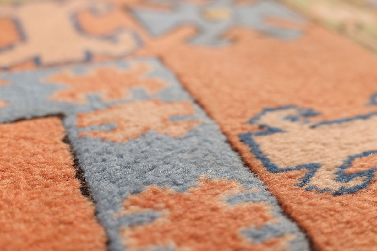 Vintage Uşak Turkish Area Rug 6x8 ft — Orange & Beige Geometric