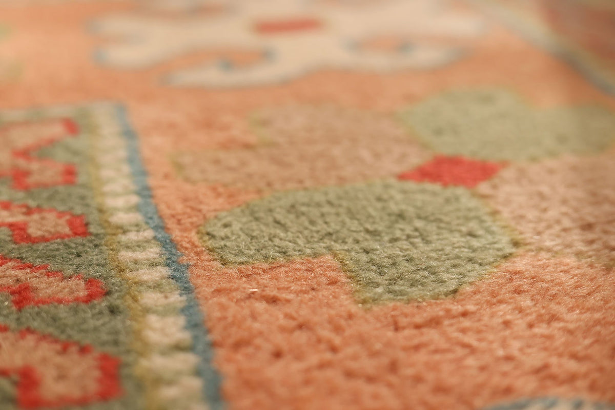 Vintage Uşak Turkish Area Rug 6x7 ft — Beige & Orange Geometric