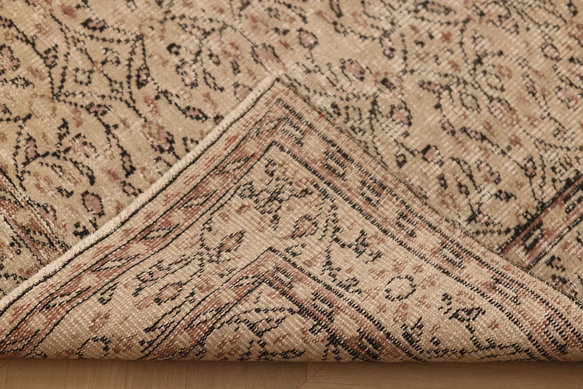 Vintage Isparta Turkish Area Rug 5x9 ft — Beige & Brown Floral