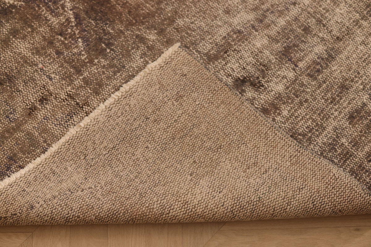 Vintage Manisa Turkish Area Rug 6x10 ft — Brown & Beige Geometric