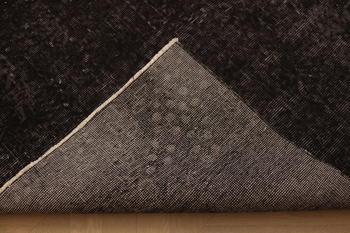 Vintage Isparta Turkish Area Rug 6x10 ft — Gray Overdyed