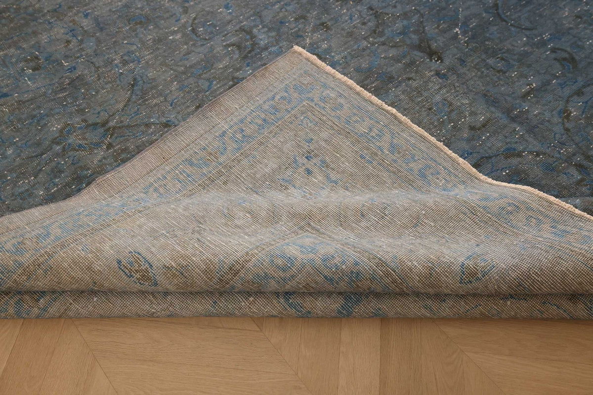 Vintage Southeastern Persian Style Oversize Rug 10x12 ft — Blue & Gray Medallion