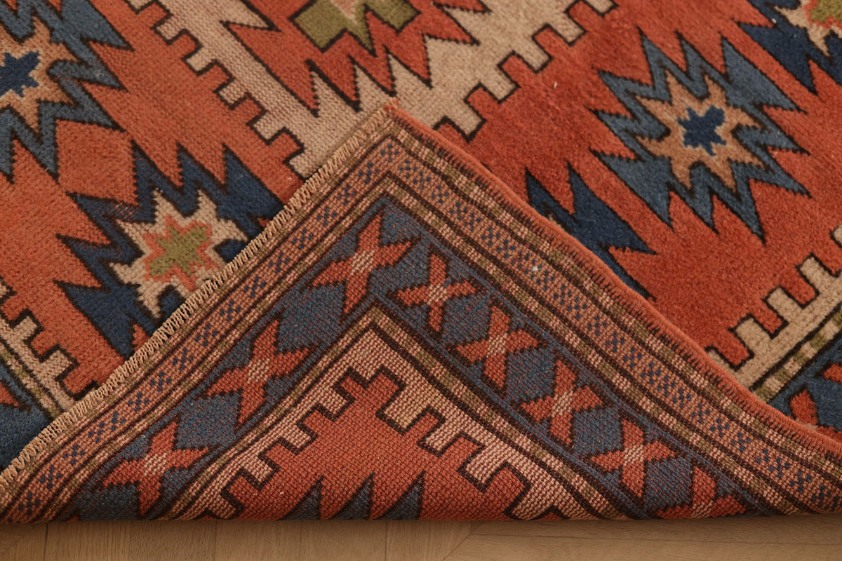 Vintage Niğde Turkish Area Rug 7x10 ft — Beige & Red Geometric
