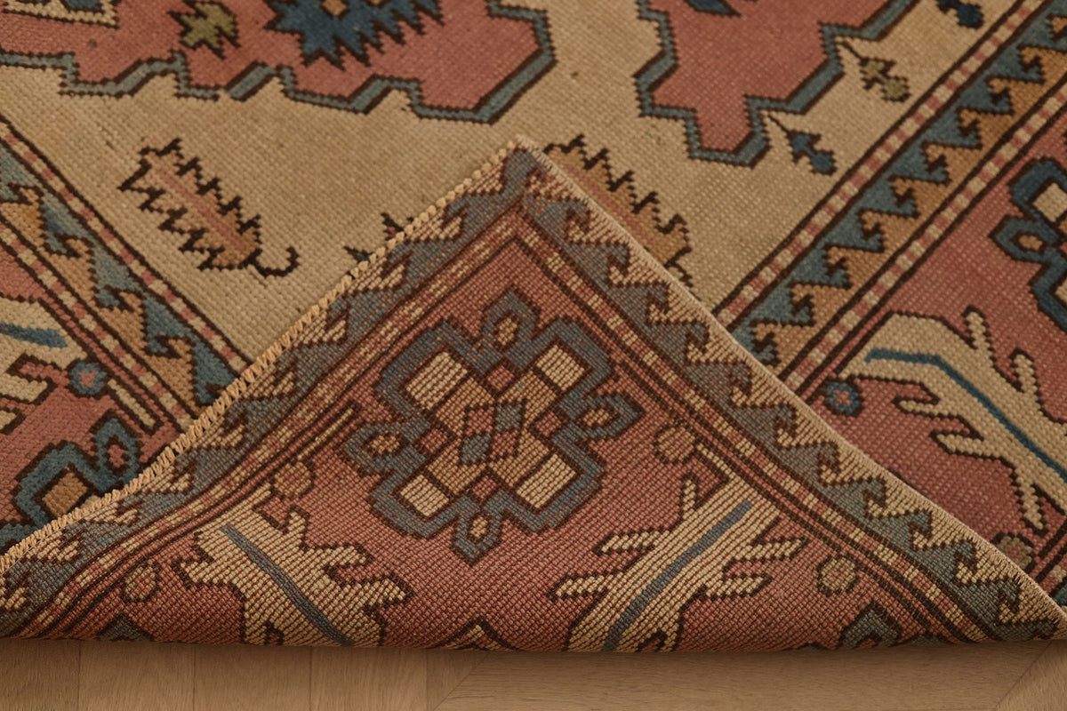 Vintage Uşak Turkish Area Rug 5x8 ft — Red & Blue Geometric