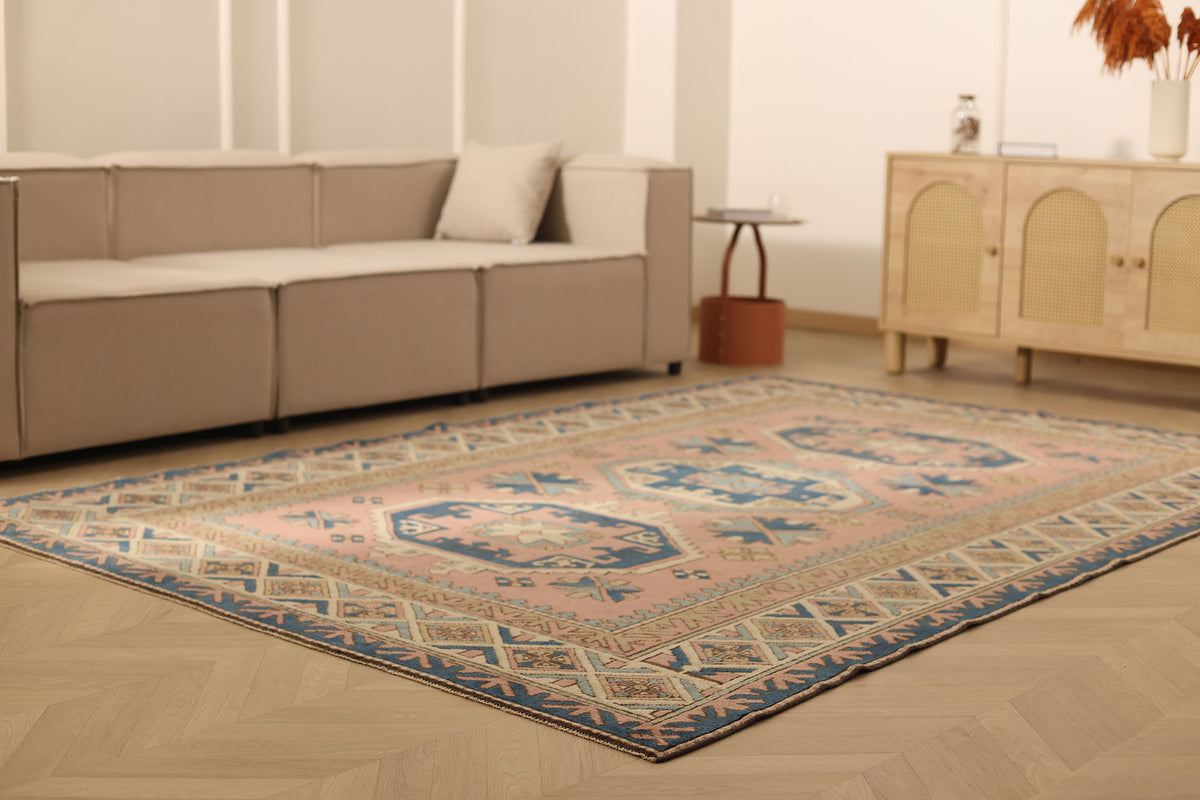 Vintage Niğde Turkish Area Rug 6x9 ft — Pink & Blue Geometric
