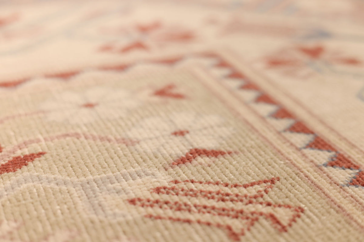 Vintage Muğla Turkish Area Rug 5x8 ft — Beige & Red Geometric