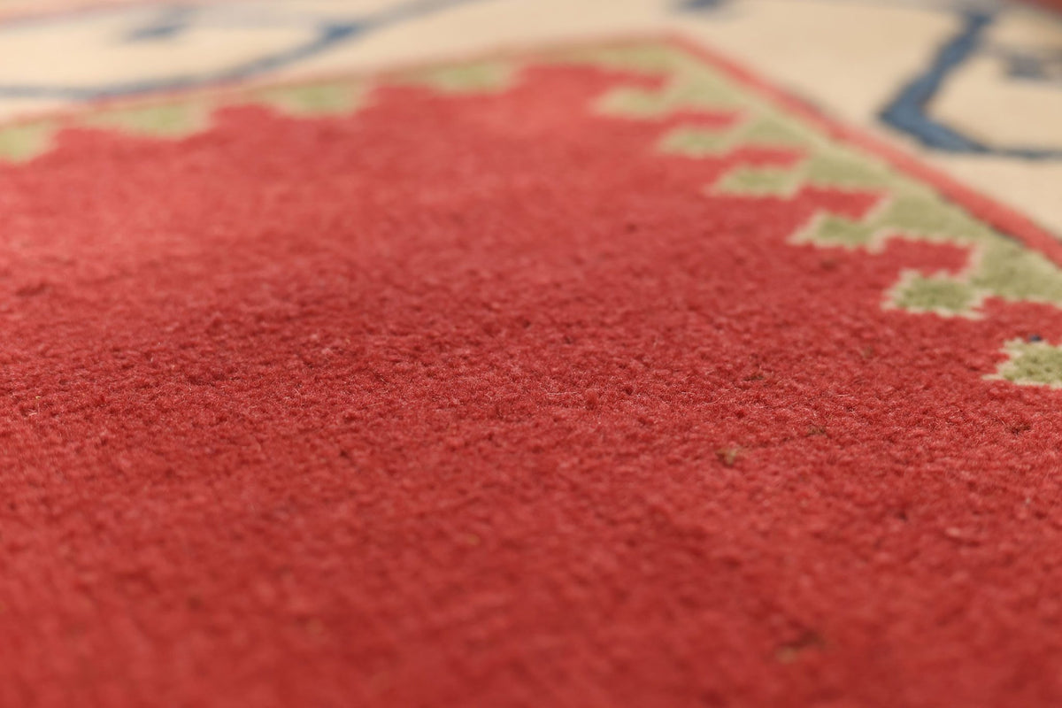 Vintage Malatya Turkish Area Rug 5x8 ft — Red & Beige Geometric