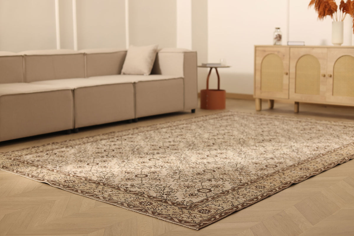 Vintage Isparta Turkish Area Rug 6x10 ft — Beige & Brown Floral (No. 62828)