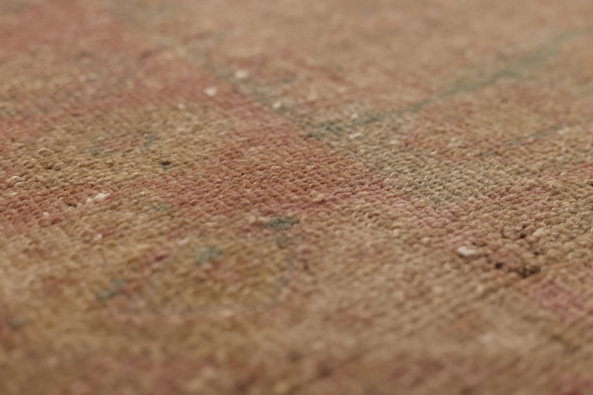 Vintage Malatya Turkish Runner Rug 3x9 ft — Beige & Pink Geometric