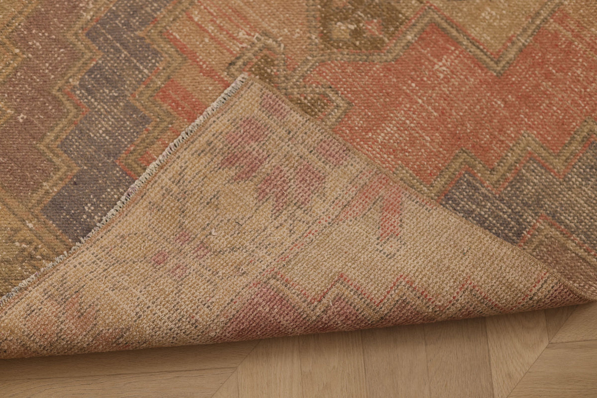 Vintage Nevşehir Turkish Runner Rug 2x8 ft — Beige & Brown Geometric