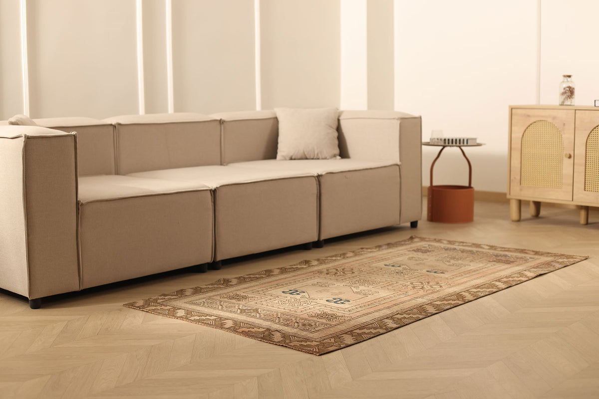 Gkrisel Persian Style Area Rug
