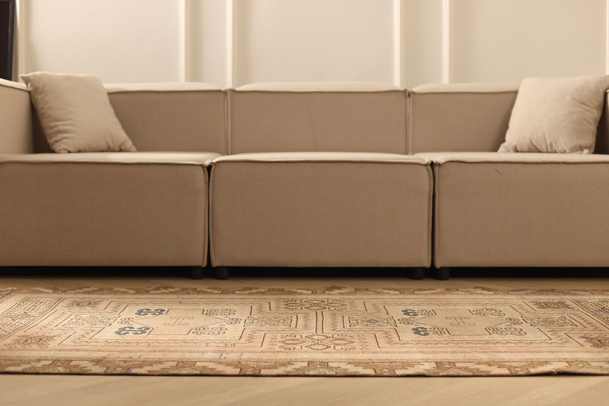 Gkrisel Persian Style Area Rug