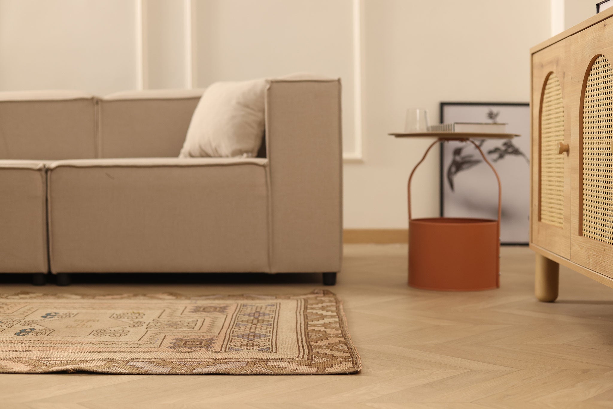 Gkrisel Persian Style Area Rug