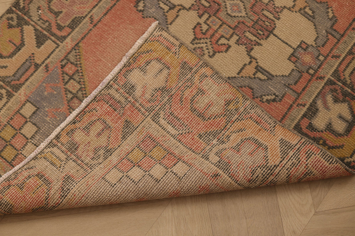 Vintage Niğde Turkish Runner Rug 2x8 ft — Red & Beige Geometric
