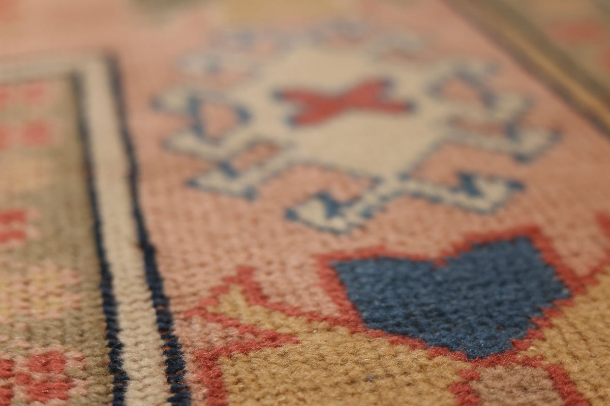 Vintage Niğde Turkish Area Rug 6x8 ft — Beige & Pink Geometric