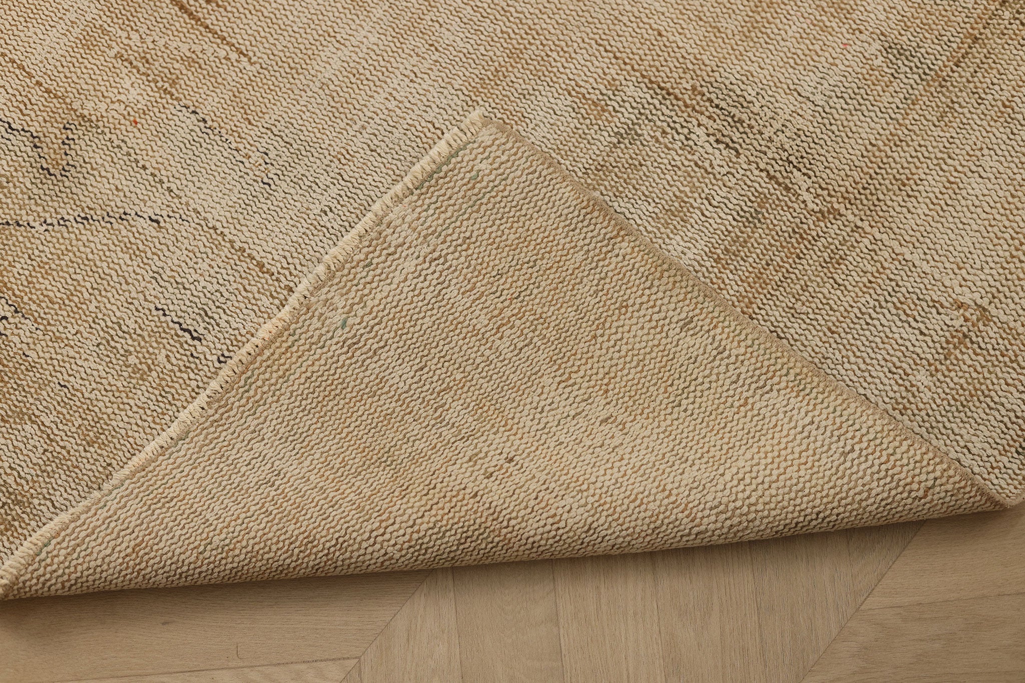Vintage Manisa Turkish Runner Rug 3x9 ft — Beige Distressed