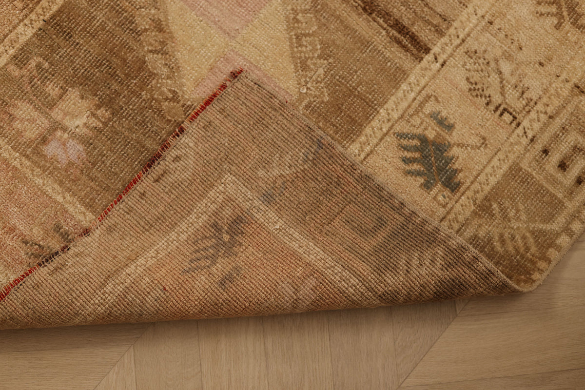 Vintage Malatya Turkish Runner Rug 2x5 ft — Beige Geometric