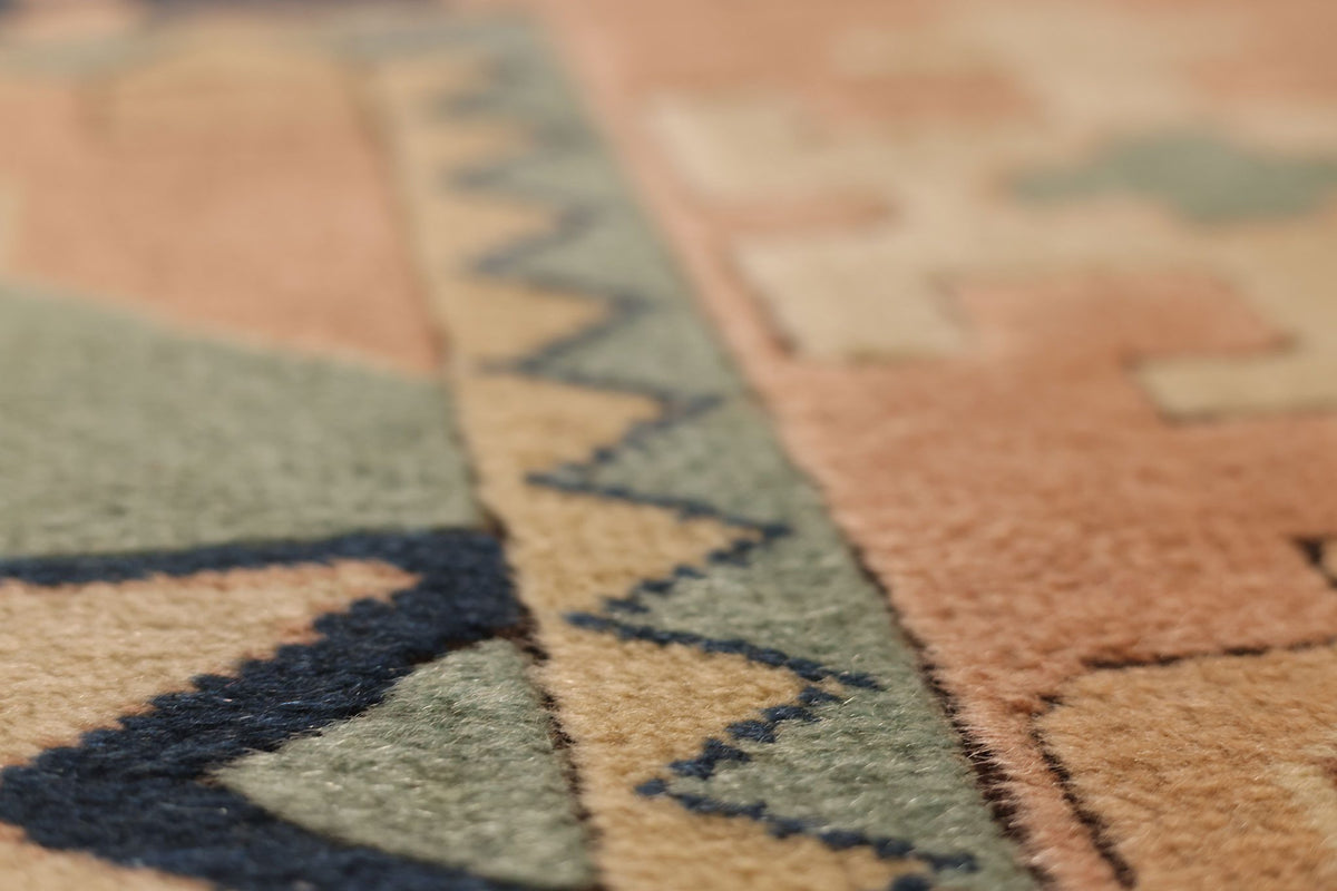 Vintage Niğde Turkish Area Rug 6x8 ft — Orange & Beige Geometric
