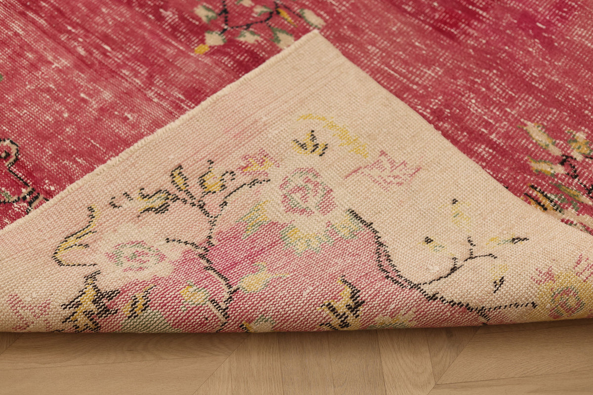 Vintage Manisa Turkish Area Rug 6x9 ft — Pink & Red Distressed